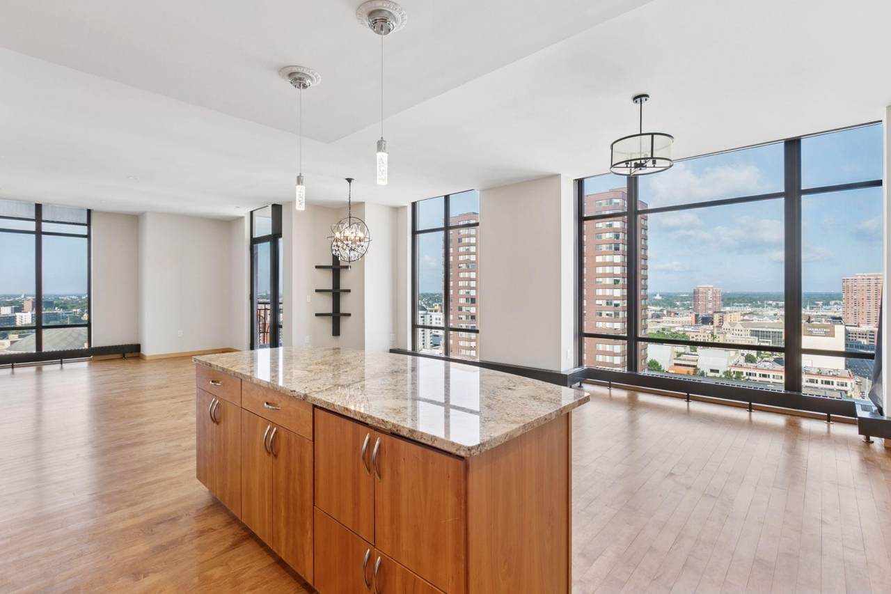 201 11th St - Photo 1