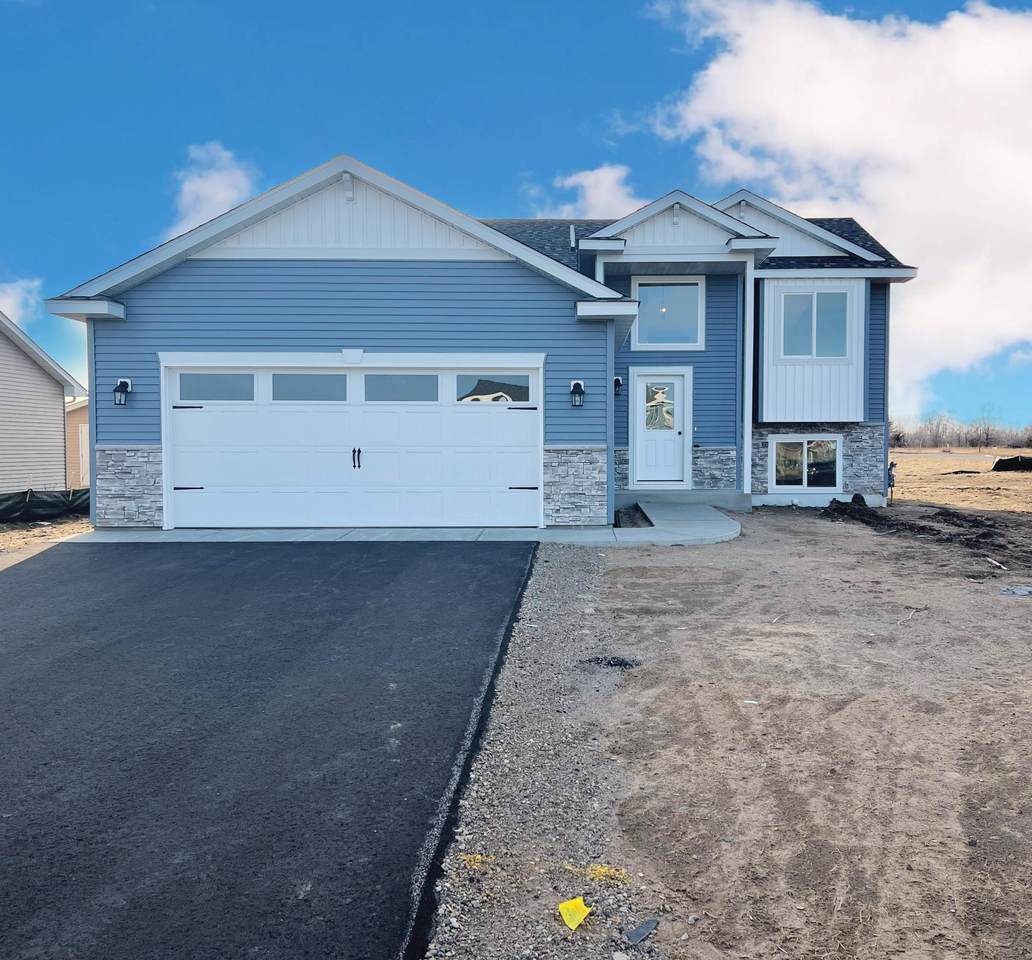 805 Prateria Avenue - Photo 1