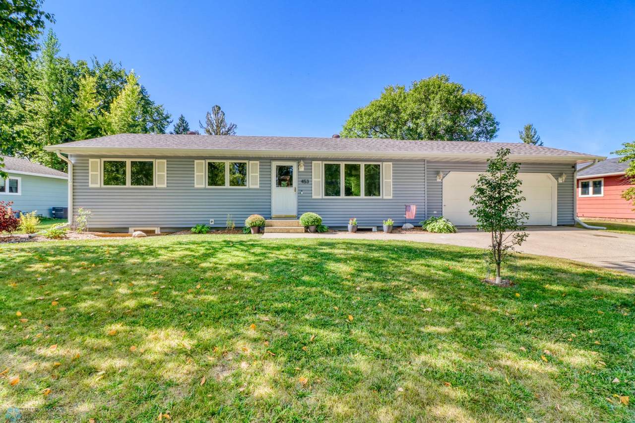 453 Rensvold Boulevard - Photo 1