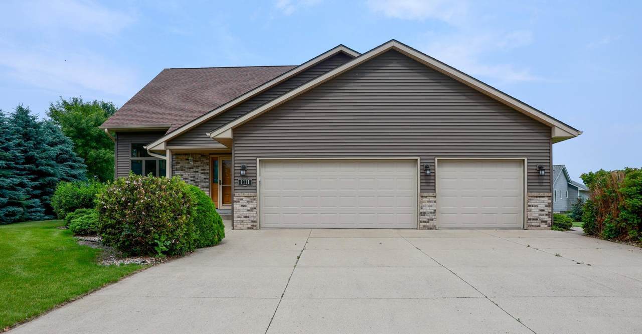 1111 Crystal Lake Drive - Photo 1