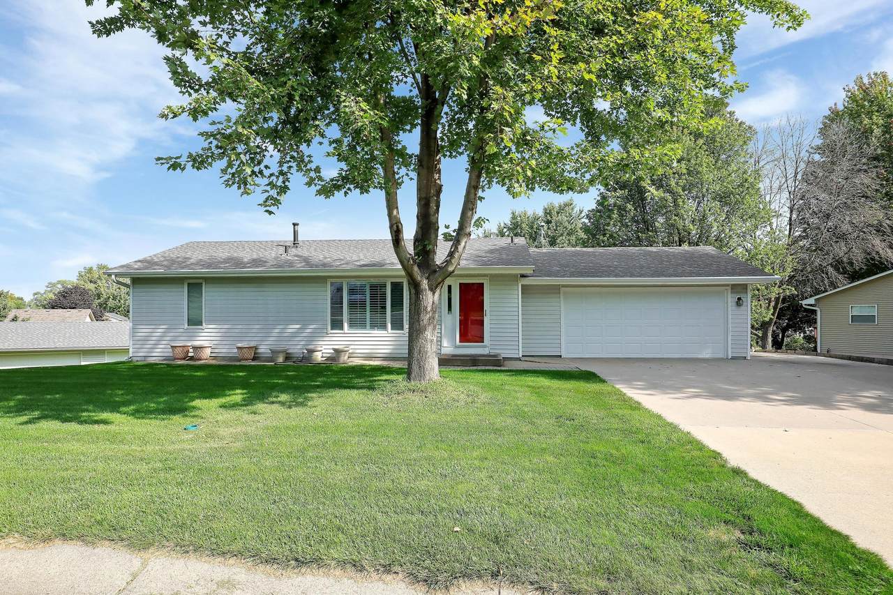 5695 Lower 182nd Street - Photo 1