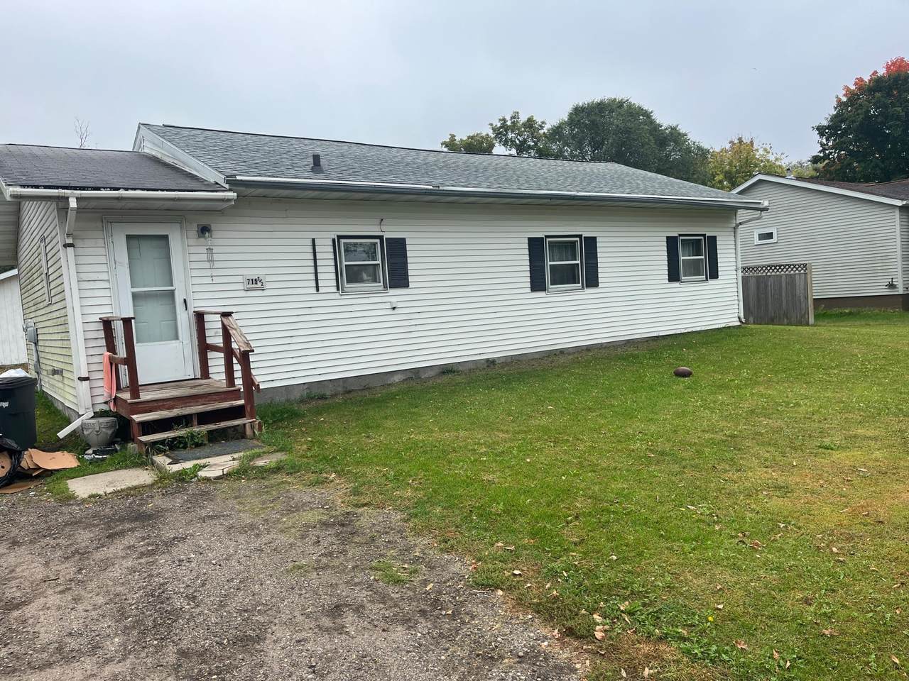 715 Holden Avenue - Photo 1