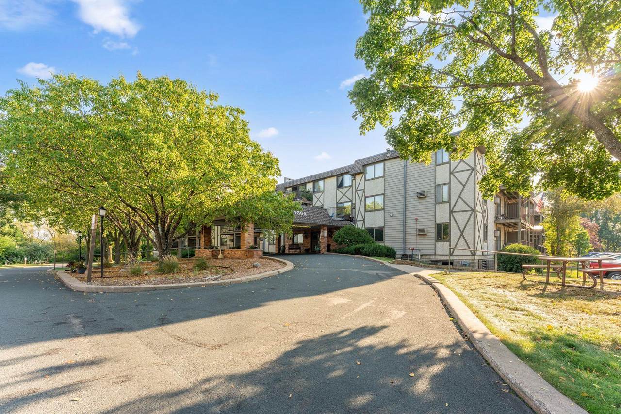 1304 Medicine Lake Drive - Photo 1