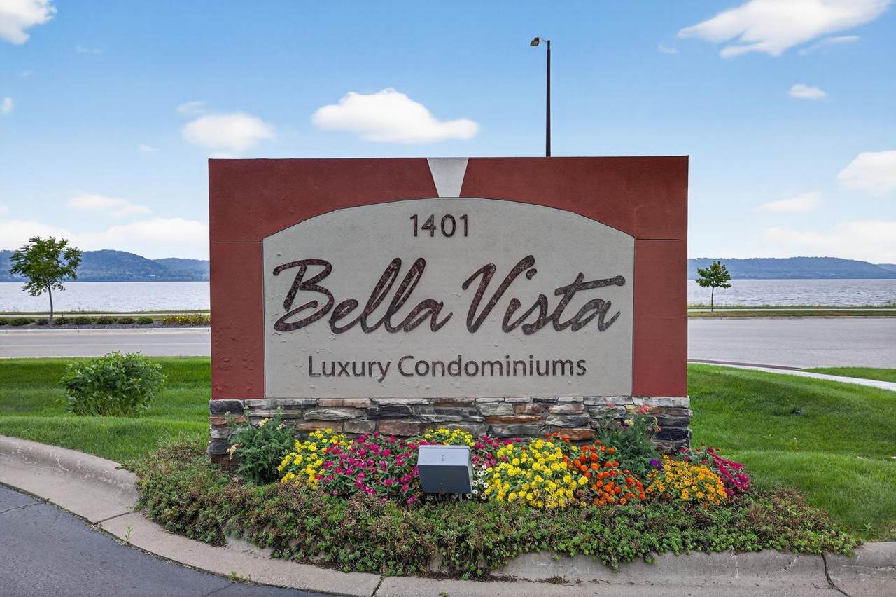 1401 Lakeshore Drive - Photo 1