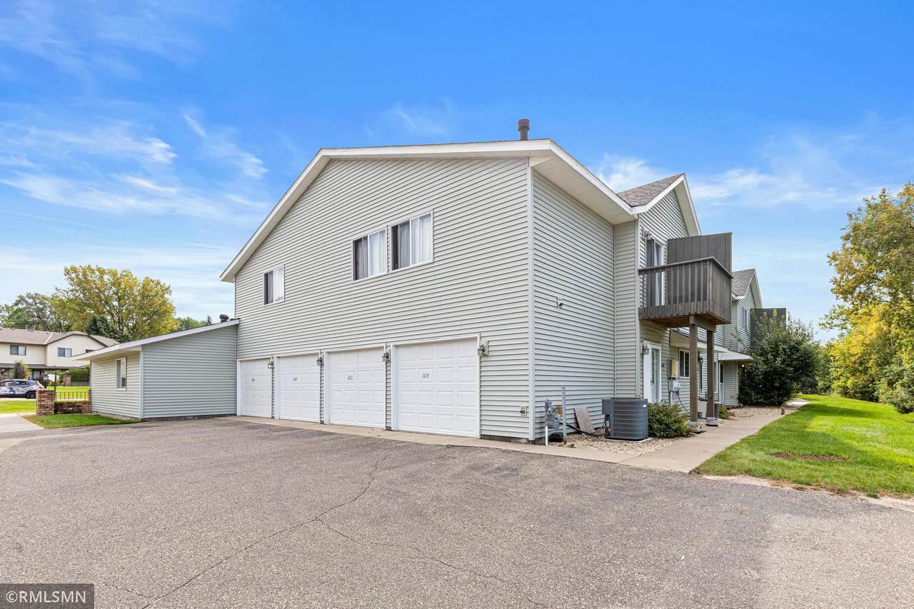 1612 Helena Road - Photo 1