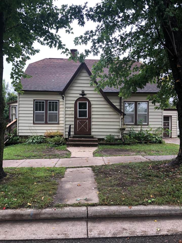 406 1st Avenue - Photo 1