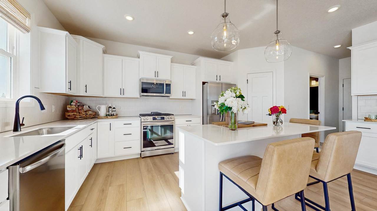 9570 Lydia Lane - Photo 1