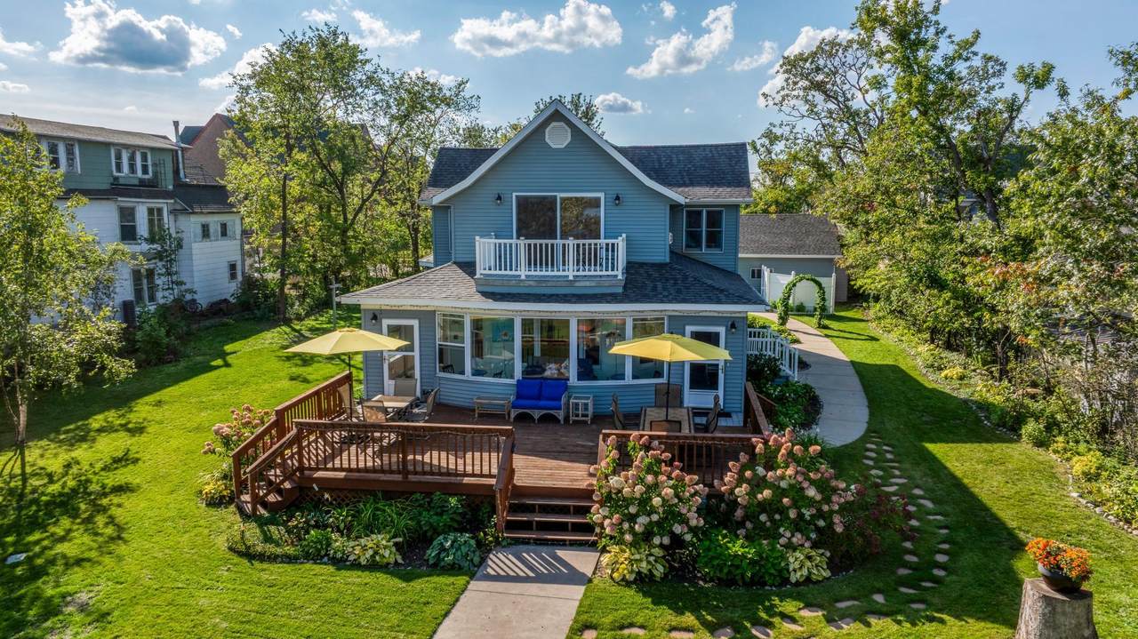 915 Lake Boulevard - Photo 1