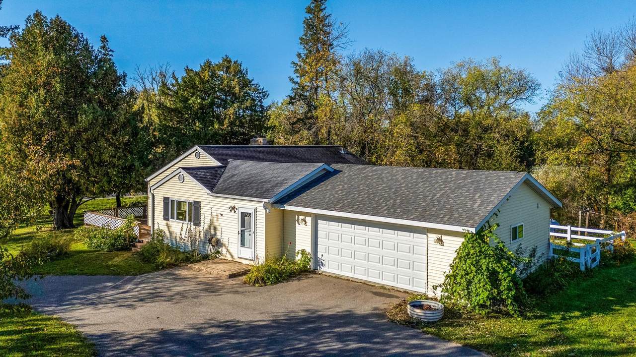 2233 Great Divide Road - Photo 1