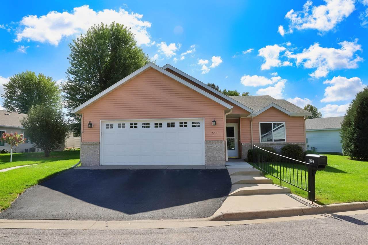 422 Fieldcrest Lane - Photo 1