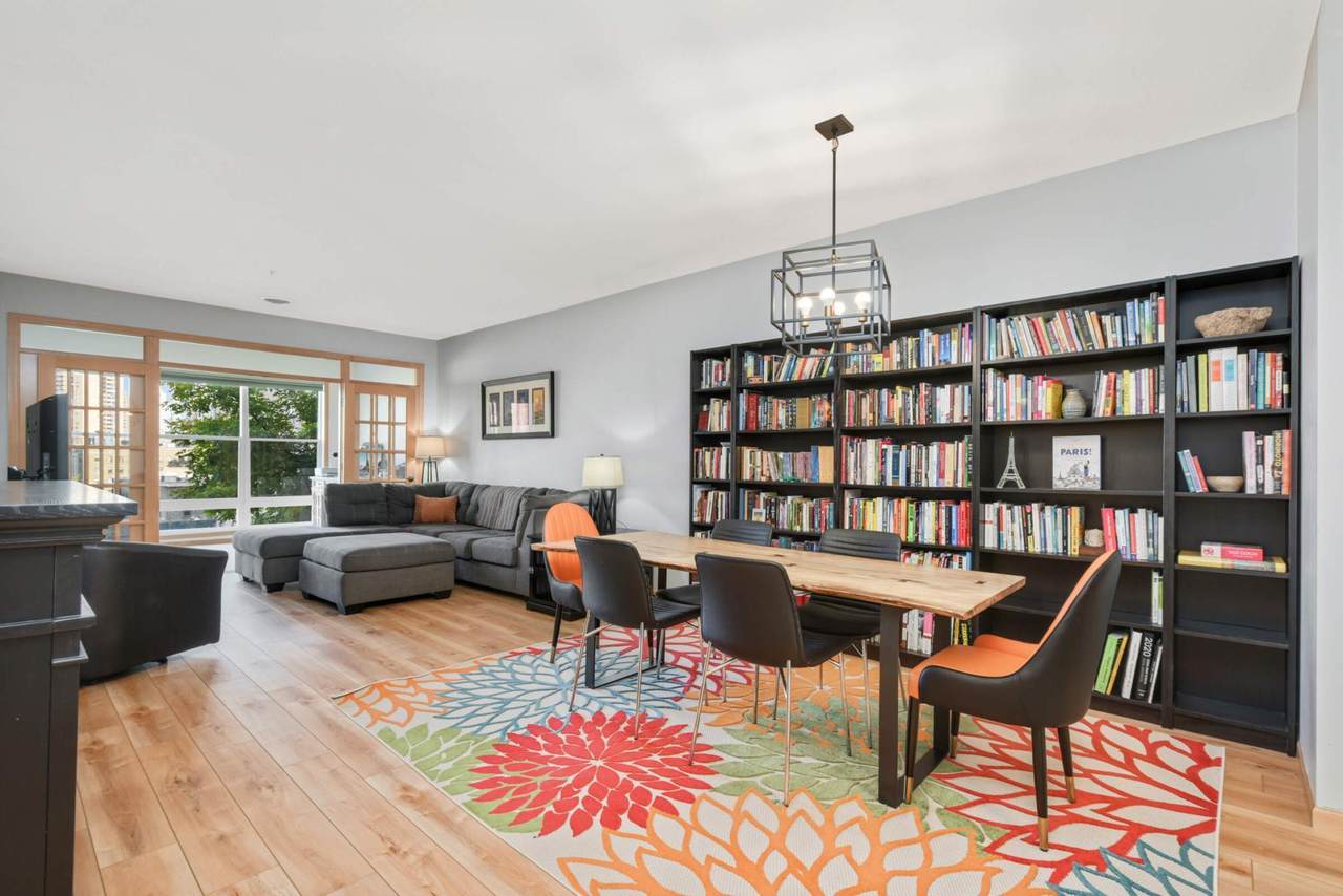 301 Oak Grove Street - Photo 1