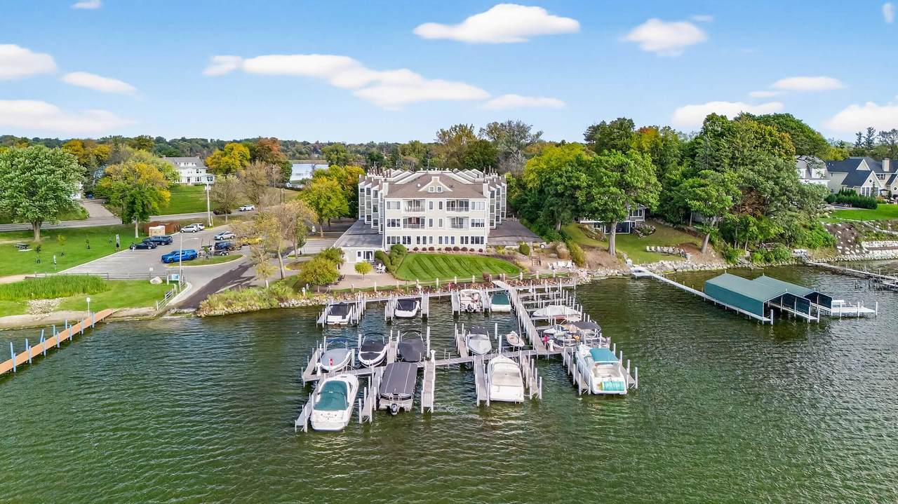 2670 Commerce Boulevard - Photo 1