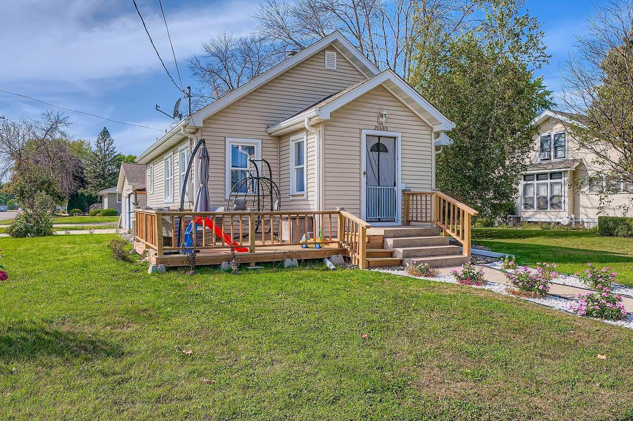 20685 Howland Avenue - Photo 1