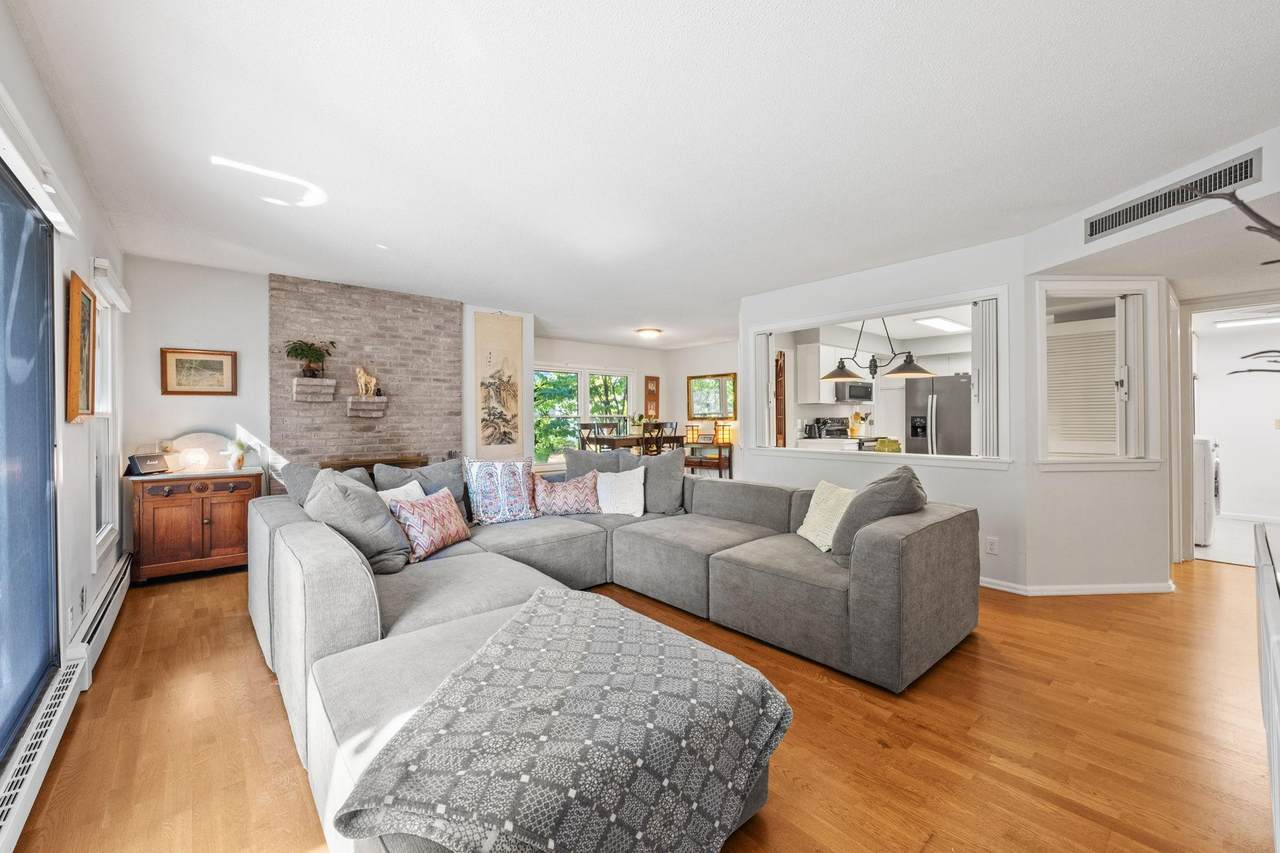 3030 Saint Albans Mill Road - Photo 1