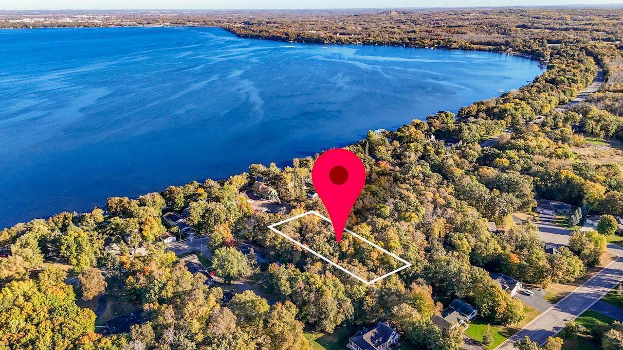 1077 Shore Drive - Photo 1