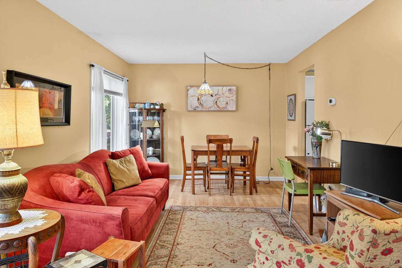 5124 41st Avenue - Photo 1