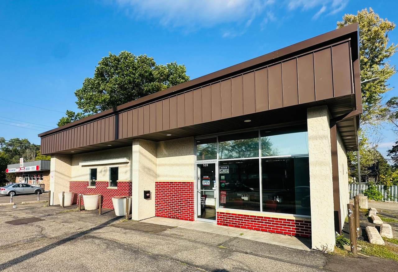 520 White Bear Avenue - Photo 1