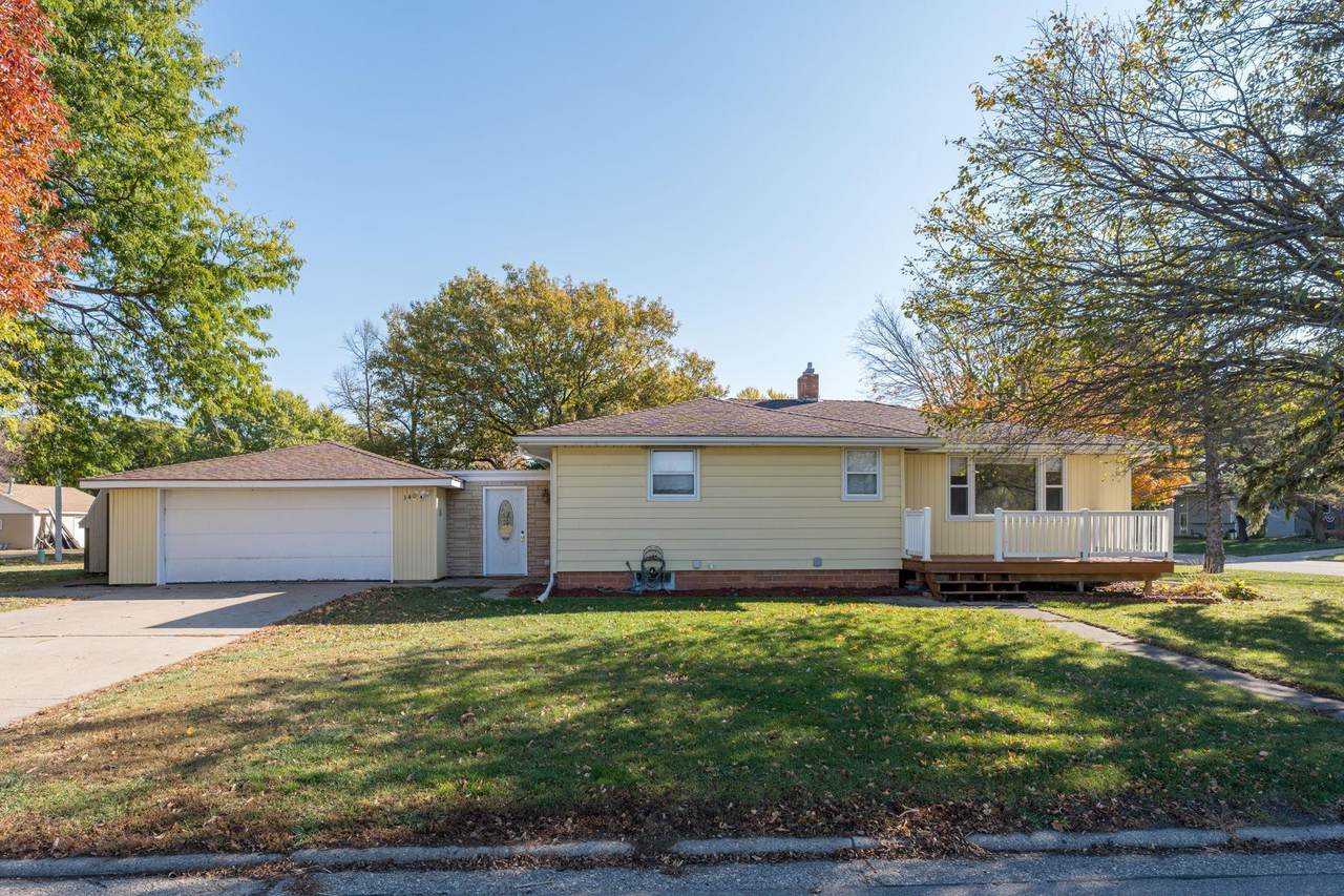 340 2nd Avenue - Photo 1