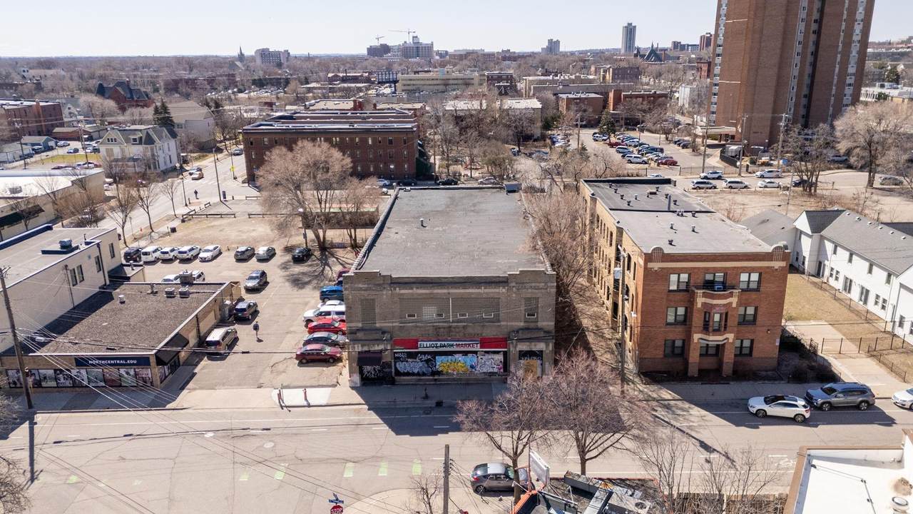 737 14th Street - Photo 1