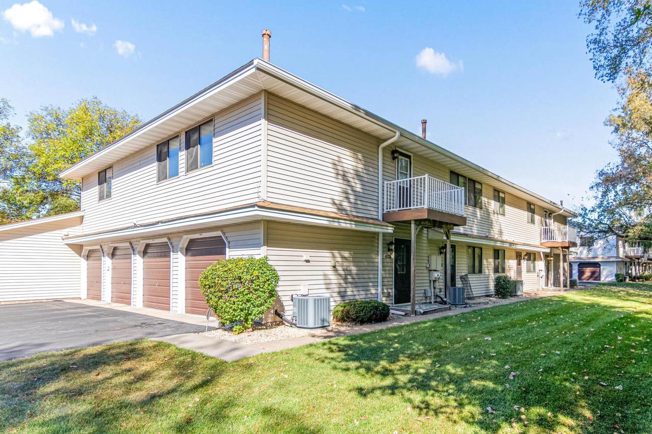 2547 Brookdale Lane - Photo 1