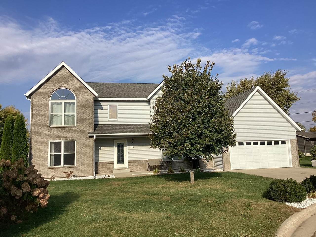 119 Hall Lane - Photo 1