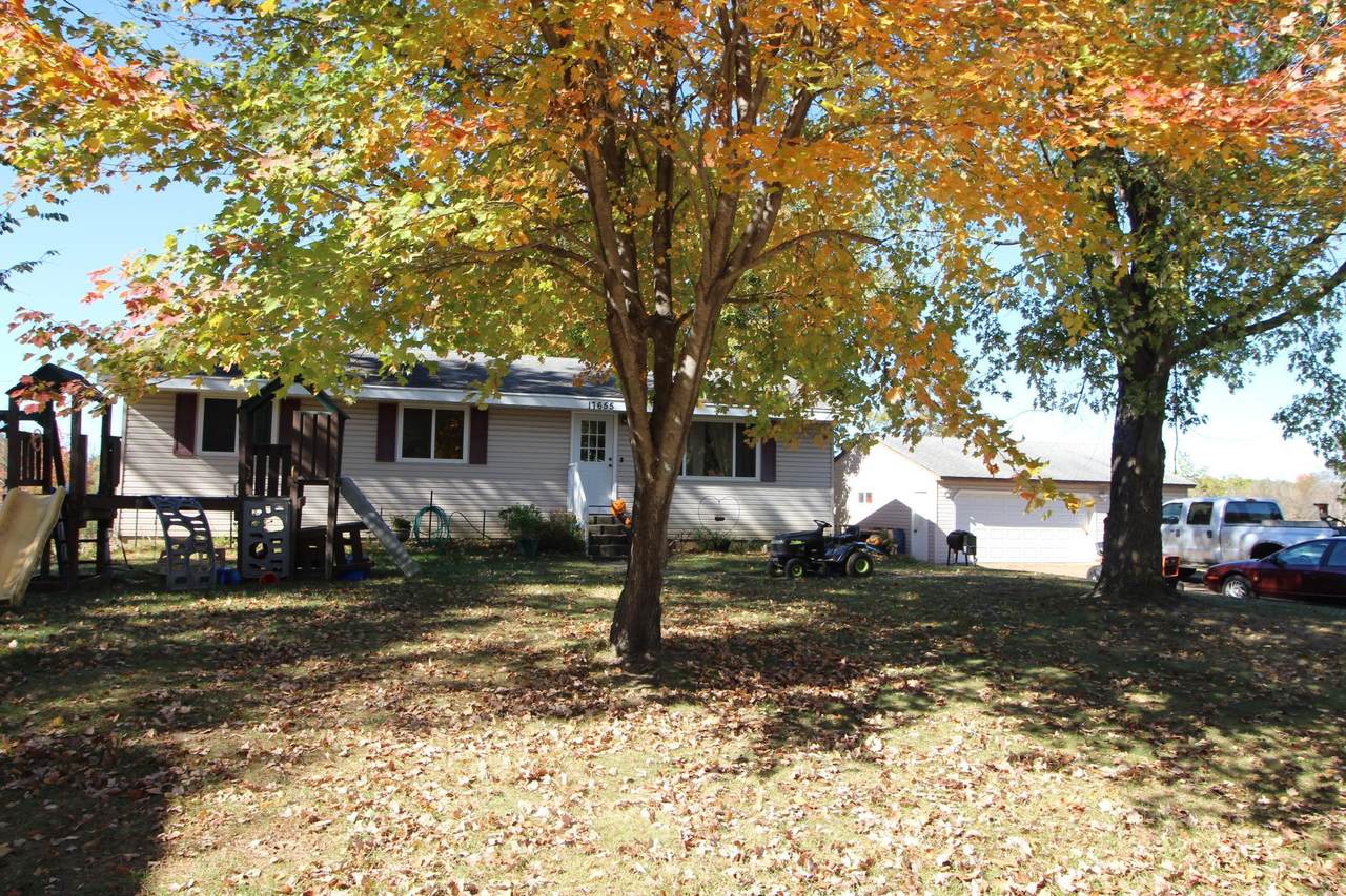 17655 London Street - Photo 1