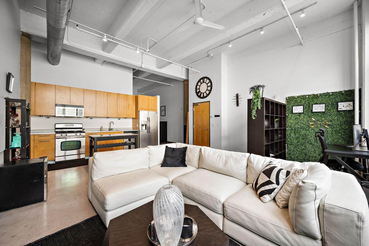 700 Washington Avenue - Photo 1