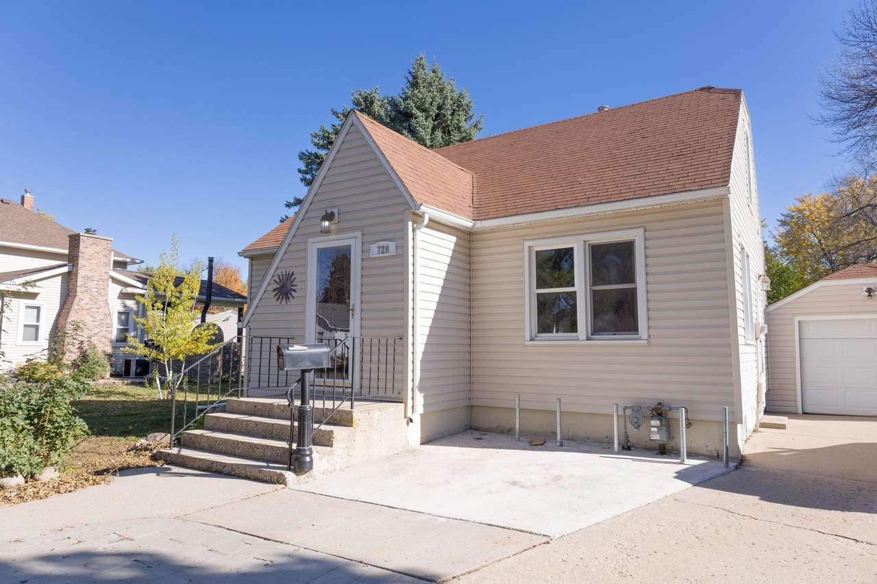 720 Winifred Street - Photo 1