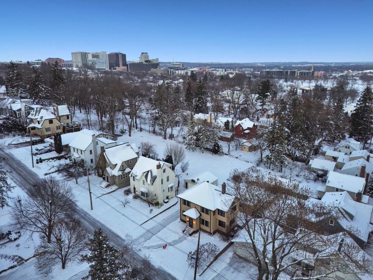 848 8th Avenue - Photo 1