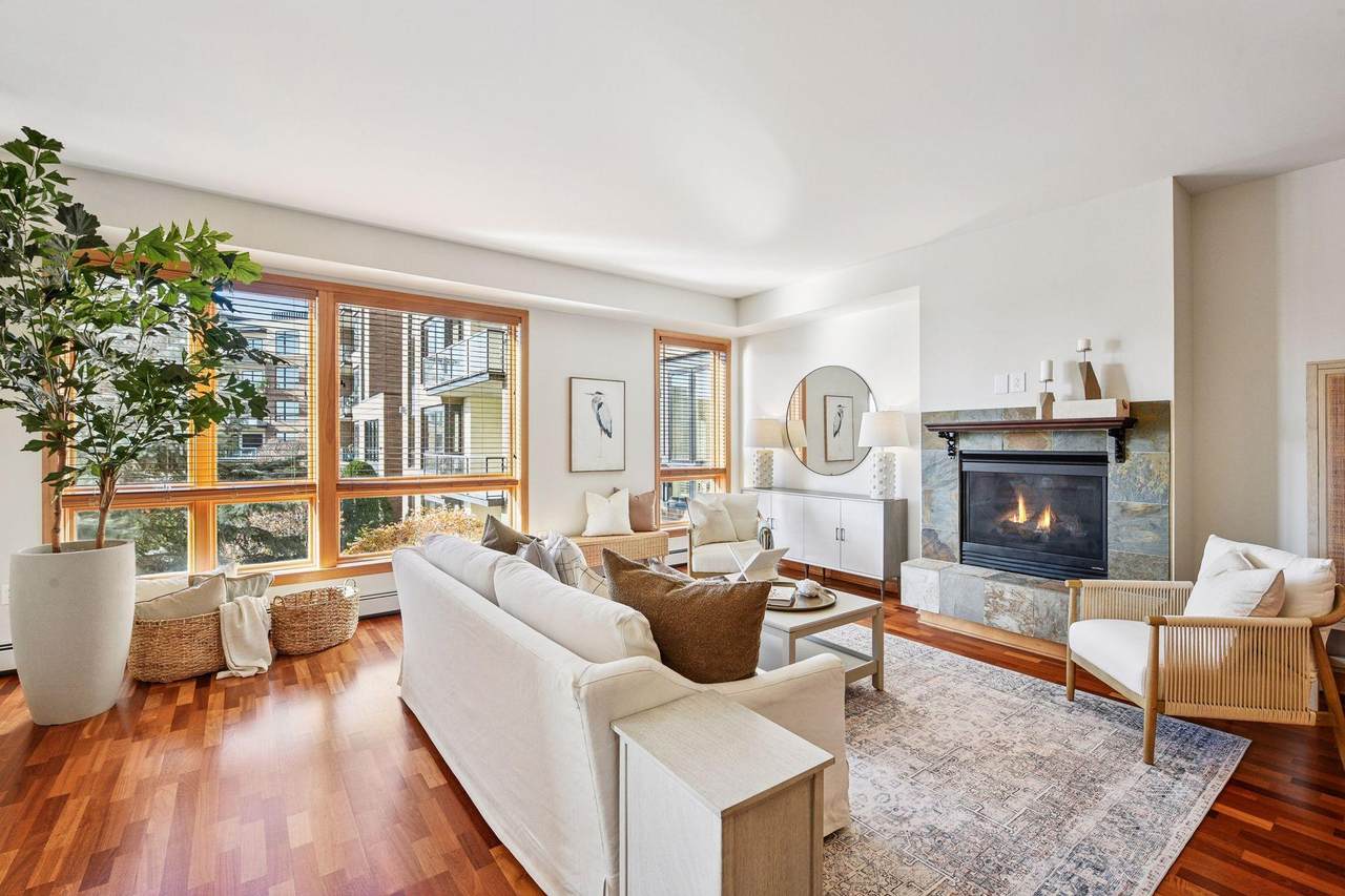 4201 Sunset Drive - Photo 1
