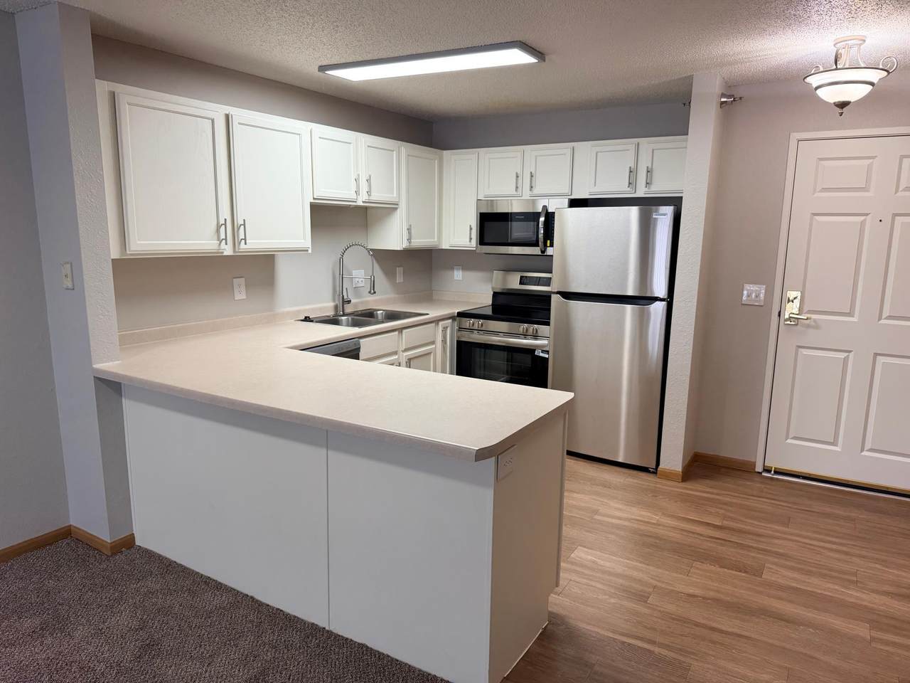 1321 Lake Drive - Photo 1