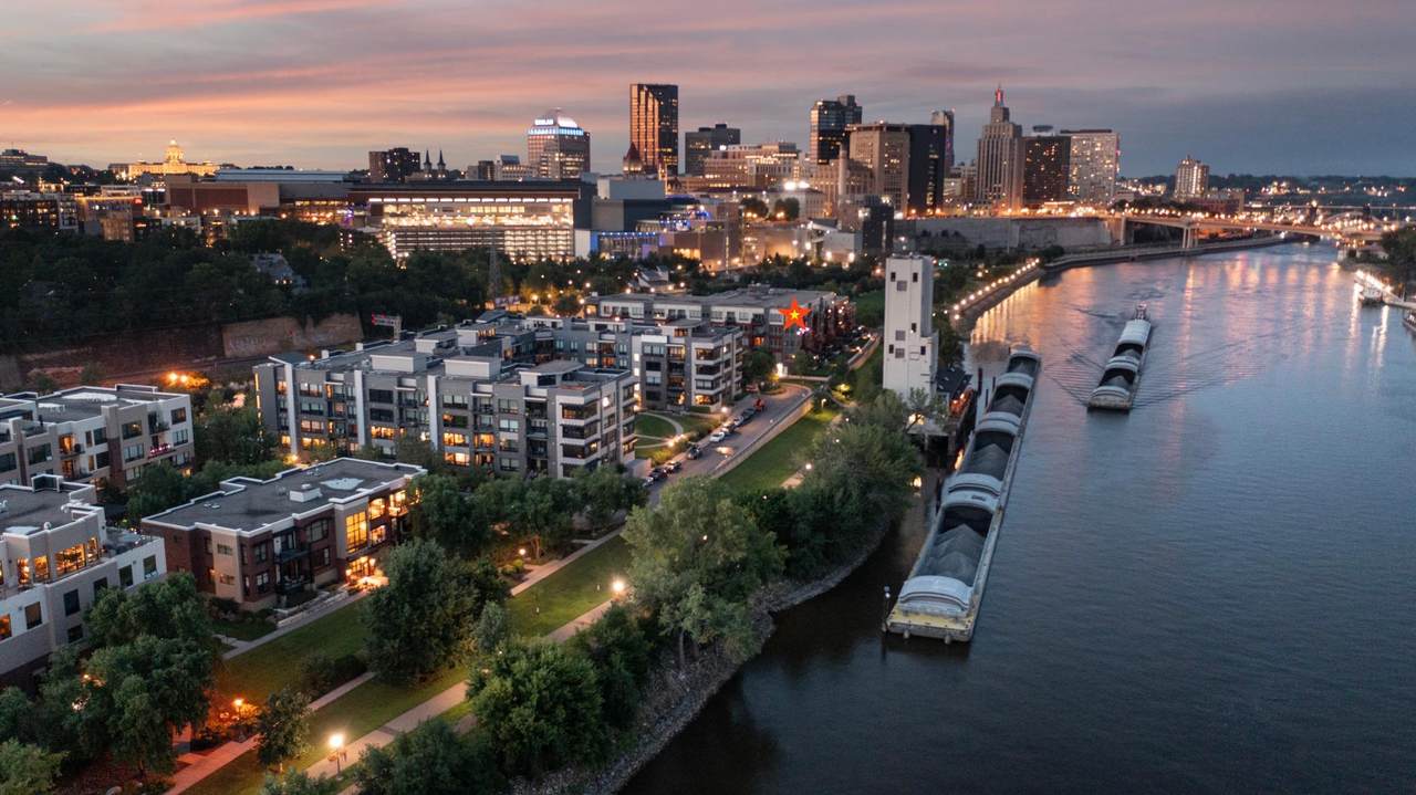 240 Spring Street - Photo 1