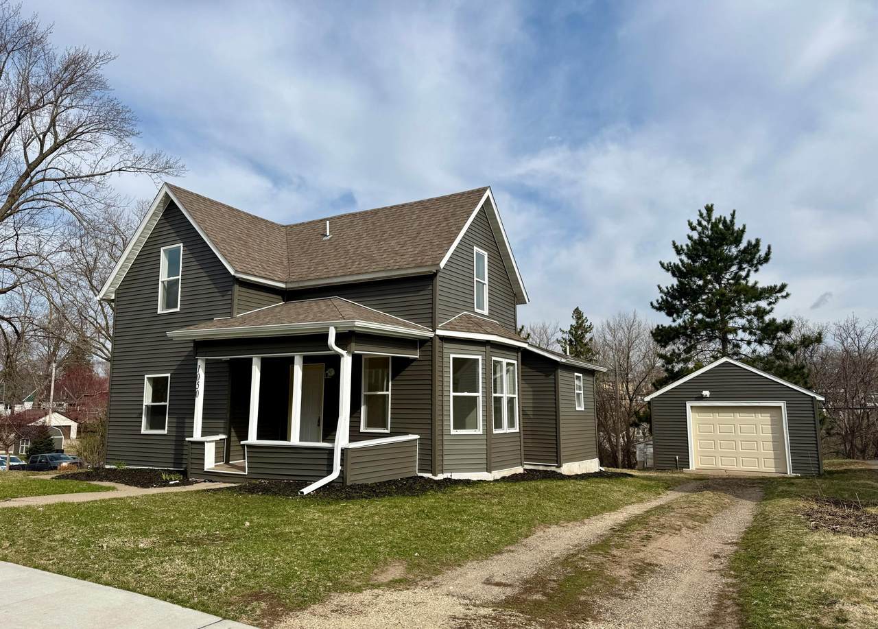 1050 Sturtevant Street - Photo 1