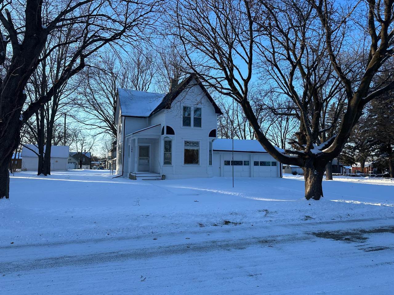 106 Park Street - Photo 1