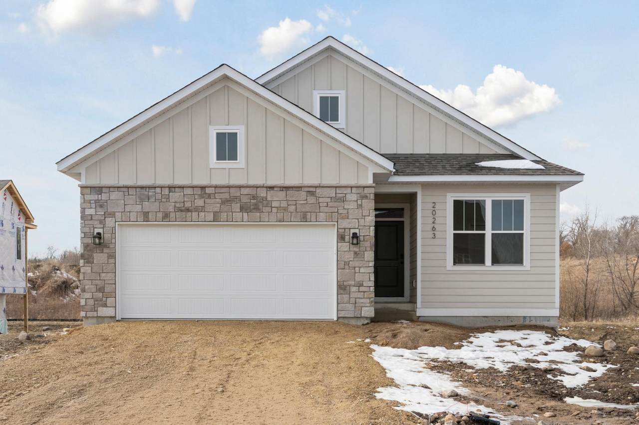20263 Keystone Avenue - Photo 1