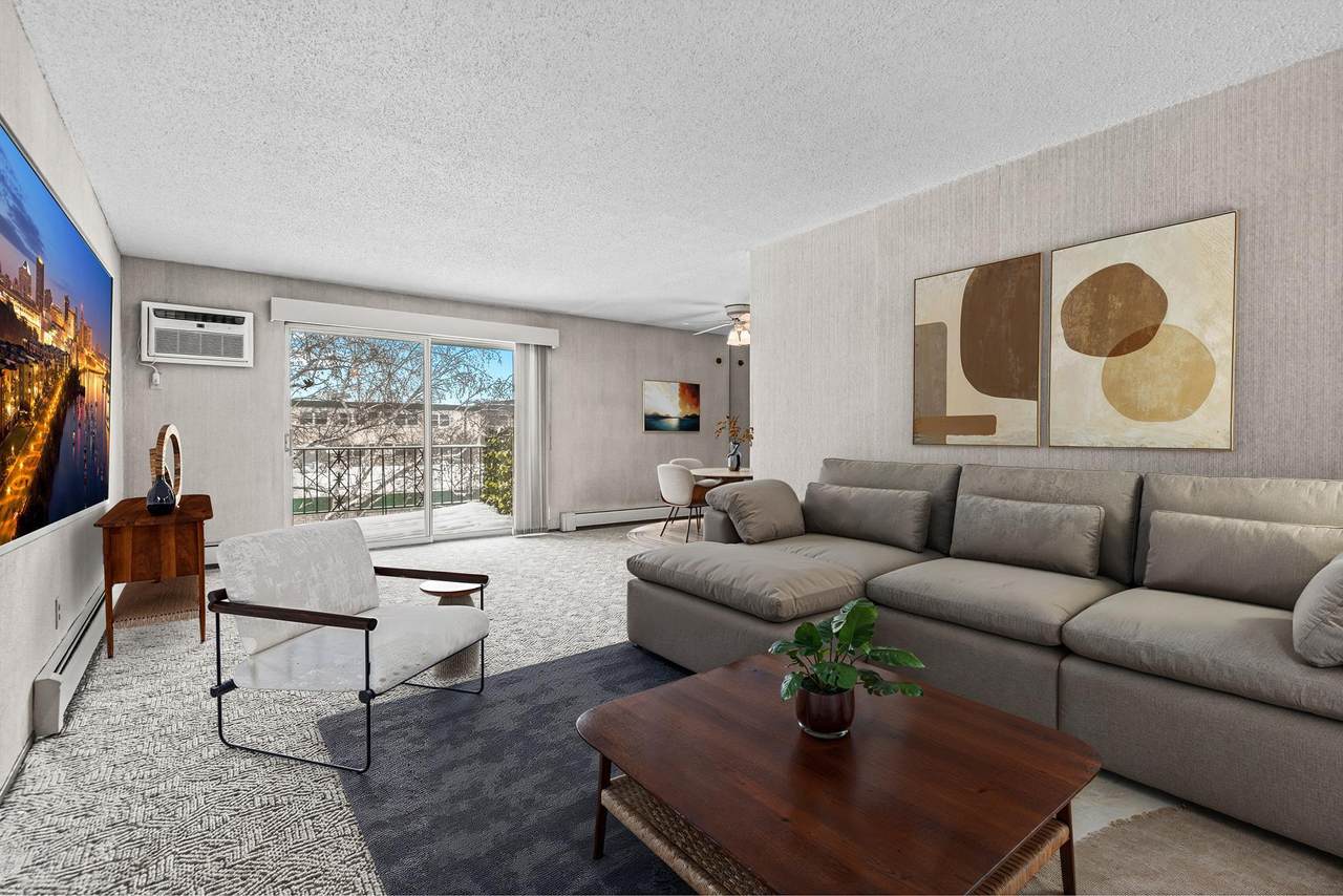 2710 Dale Street - Photo 1