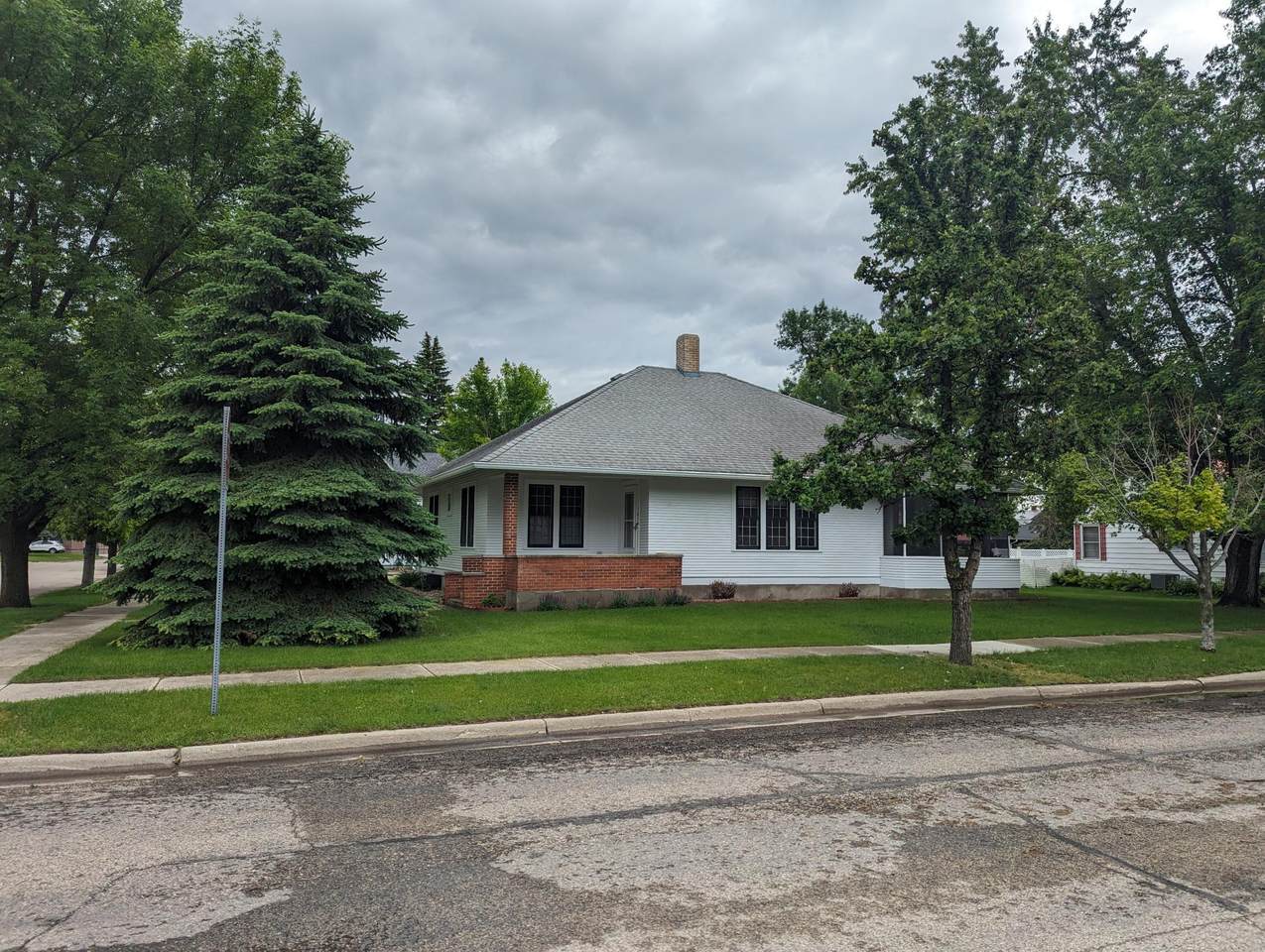 107 7th Avenue - Photo 1