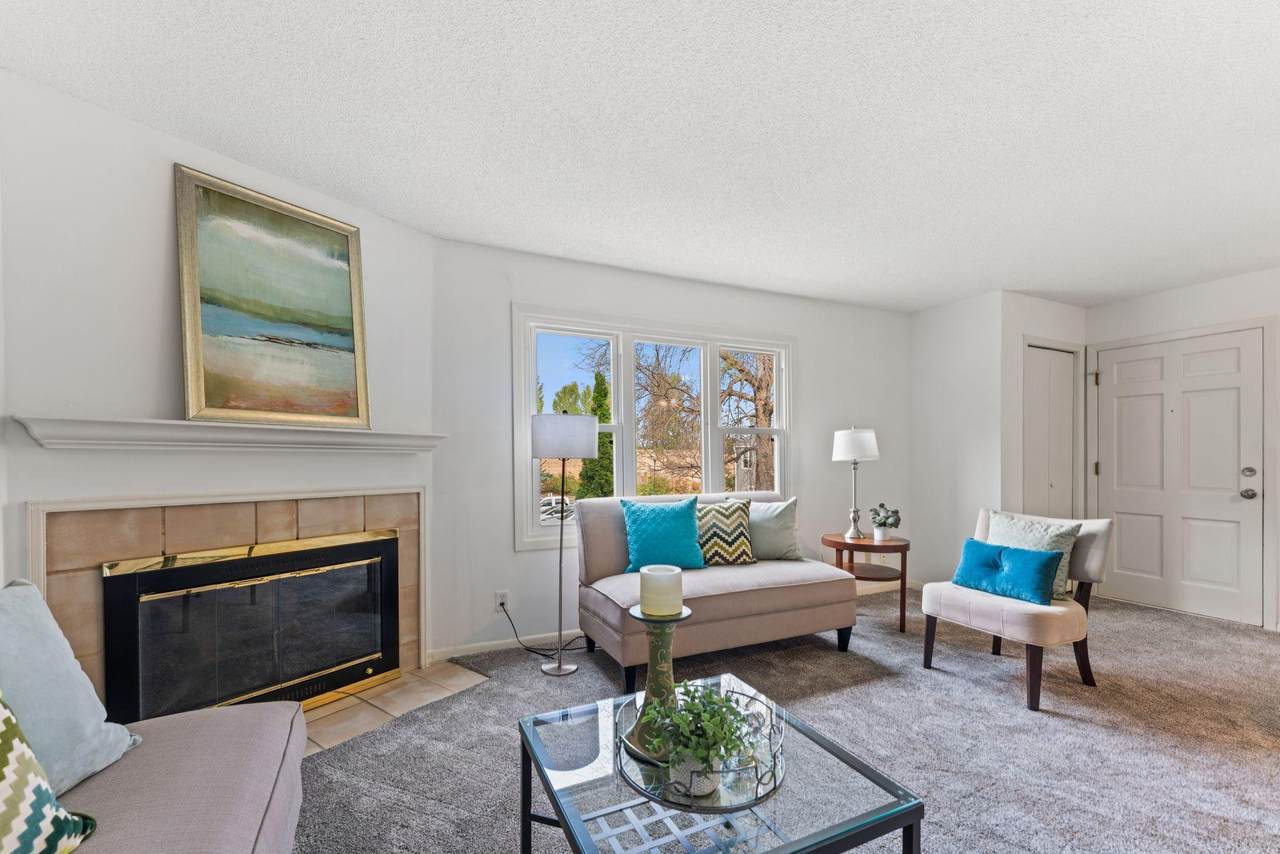 334 Lakeview Avenue - Photo 1