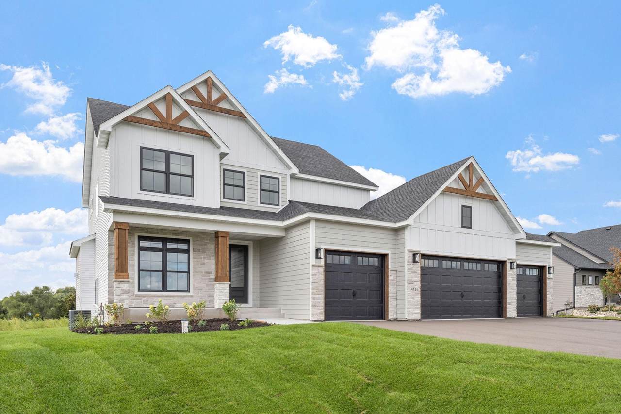 15384 Xylite Street - Photo 1