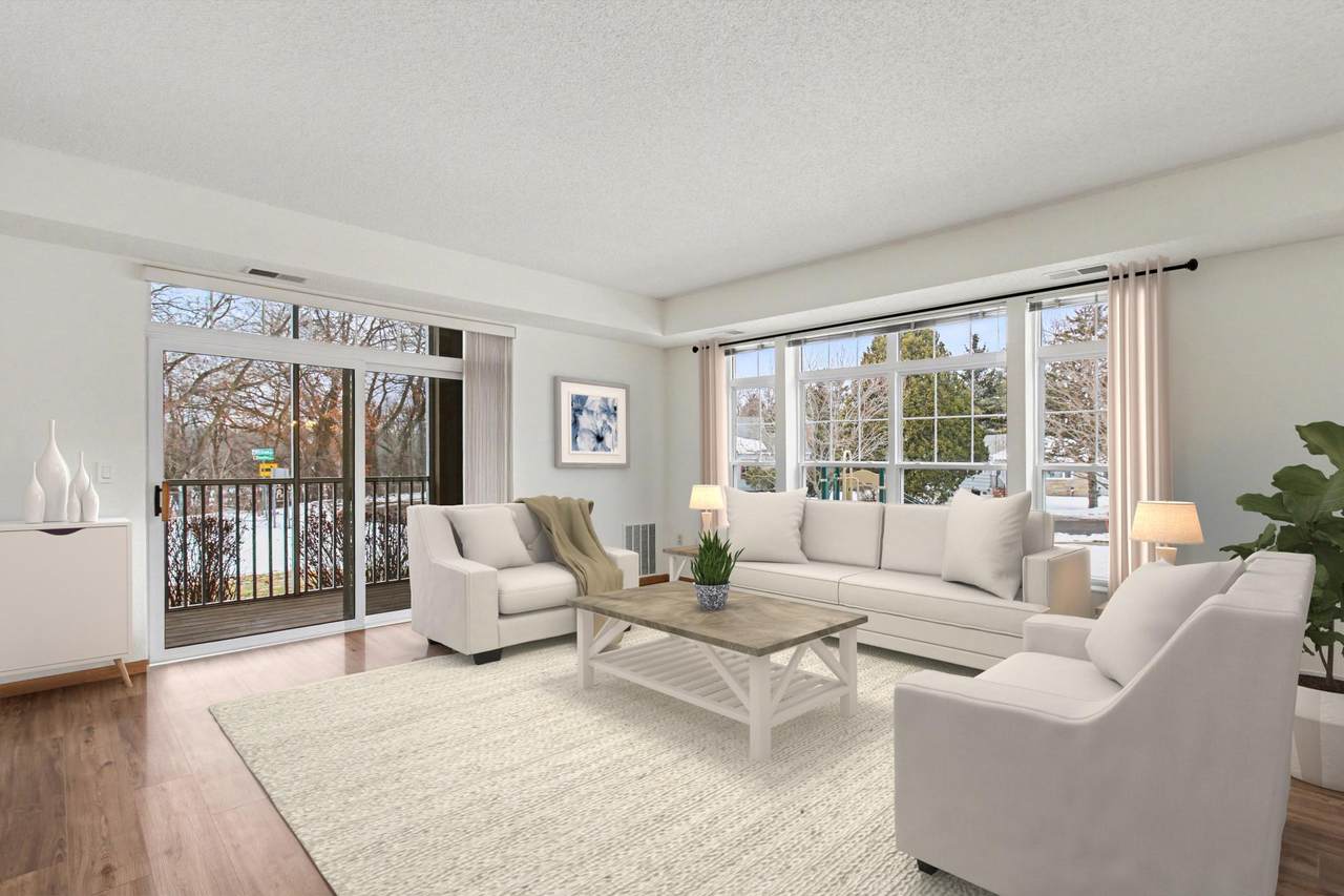 935 Ferndale Street - Photo 1