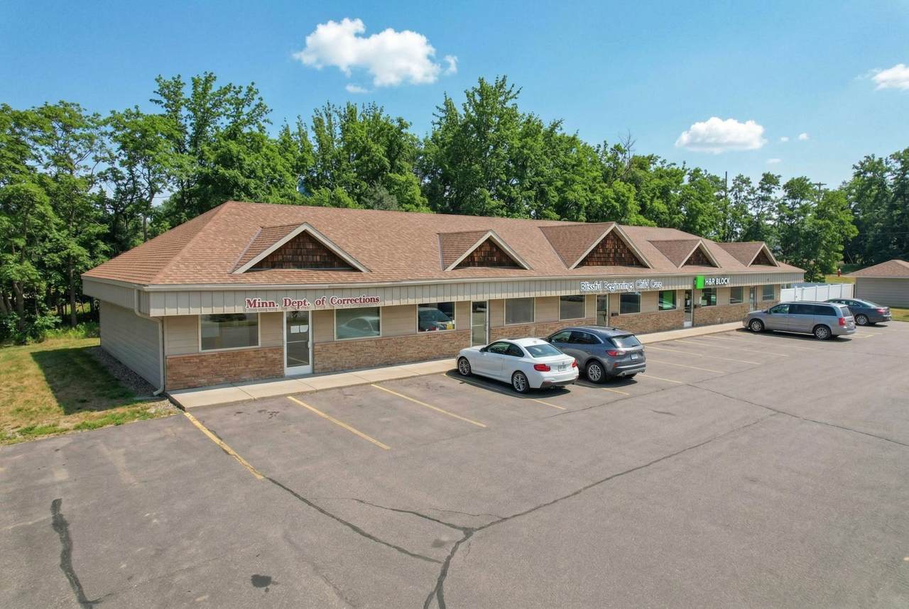 820 Howe Avenue - Photo 1