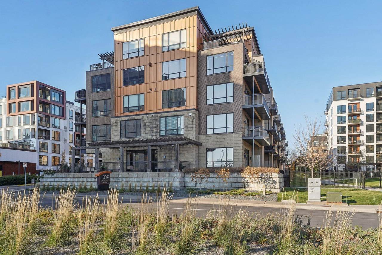 3104 Lake Street - Photo 1