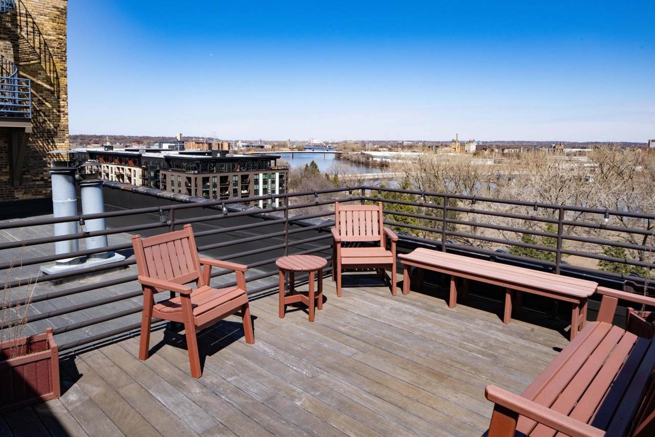 716 1st Street - Photo 1