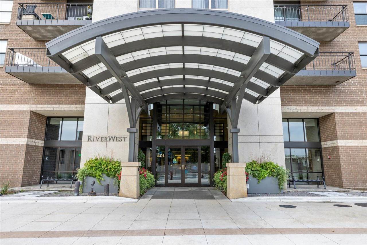 401 1st Street - Photo 1