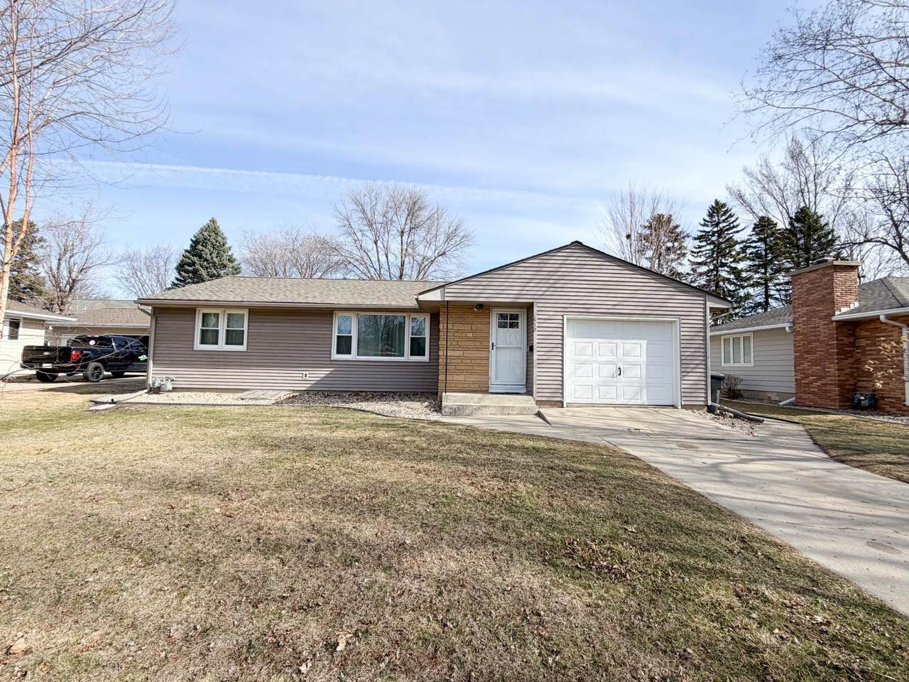 410 Galena Street - Photo 1