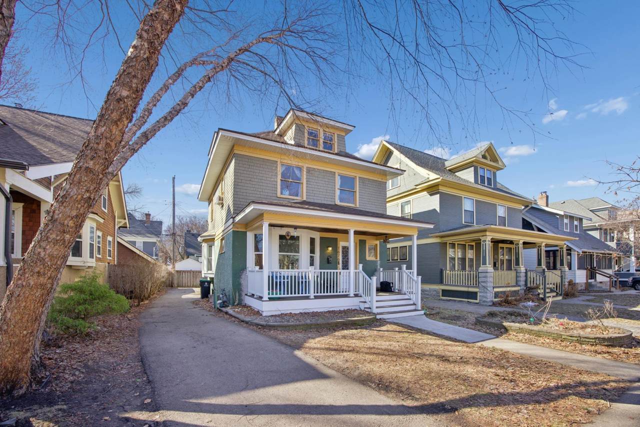 1676 Hague Avenue - Photo 1