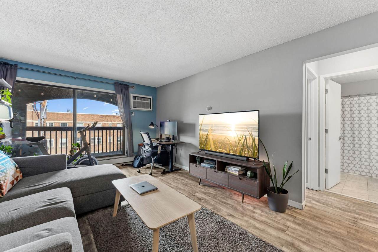 2610 Garfield Avenue - Photo 1