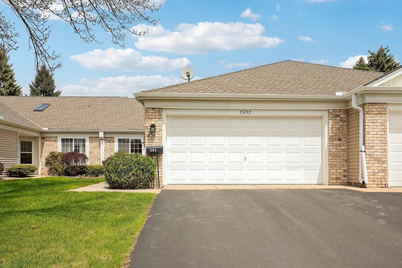7592 Hinton Park Avenue - Photo 1