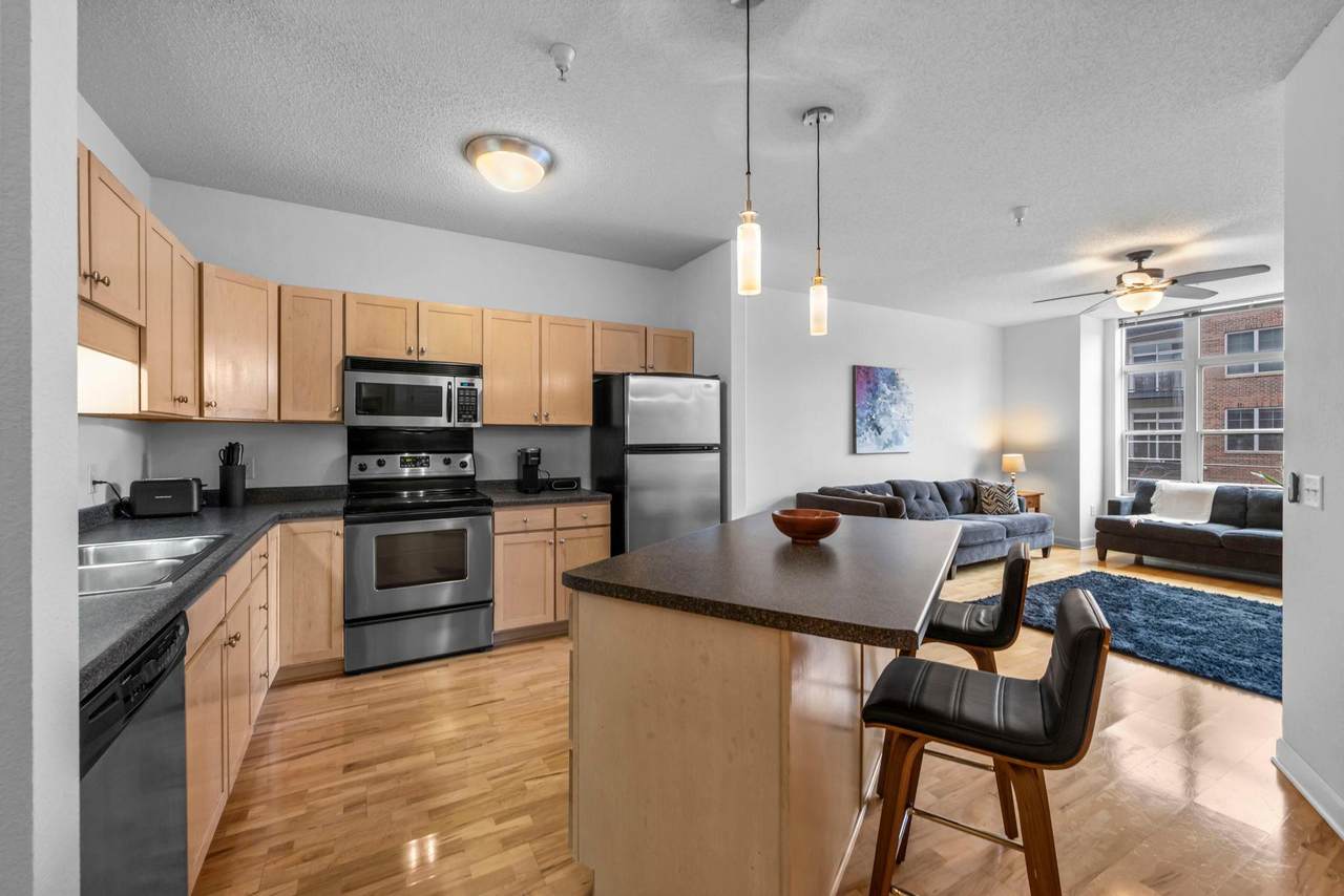 310 18th Street - Photo 1