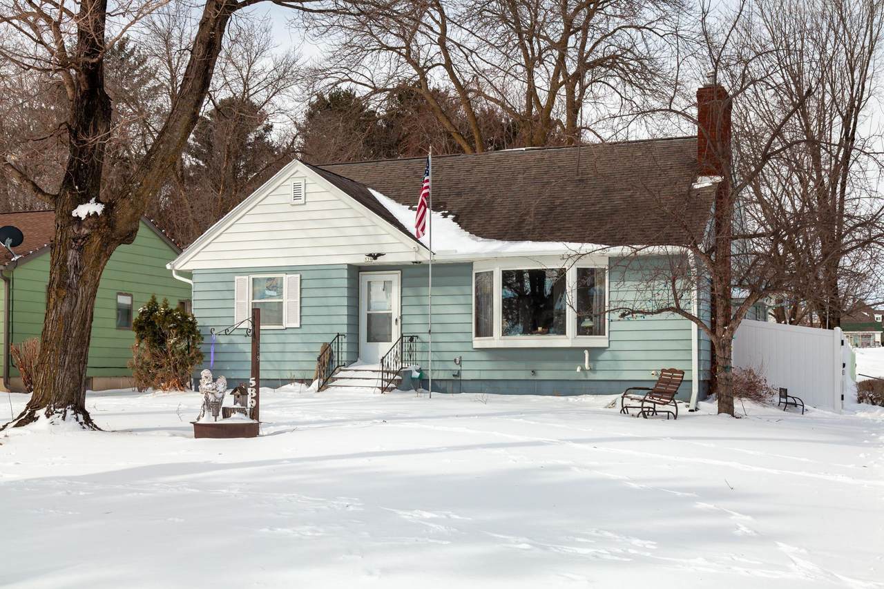 539 Riverside Boulevard - Photo 1